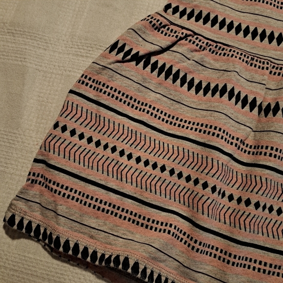 Crazy 8 girls size Large or 10/12 gray french terry tunic with pockets - Picture 3 of 7